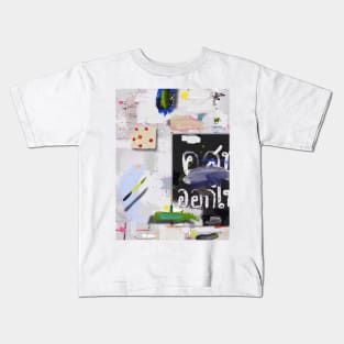 floating up 002 Kids T-Shirt